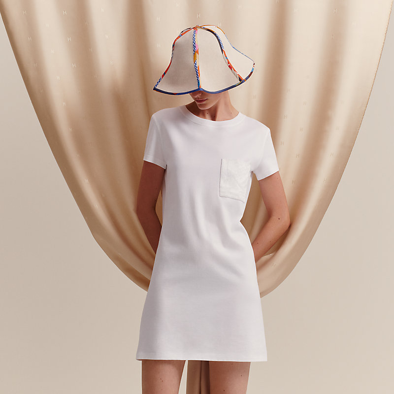 Hat in technical canvas and silk | Hermès USA